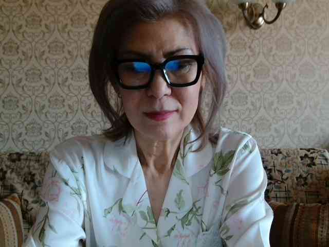 ElegantLady00 webcam
