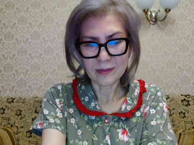 ElegantLady00 webcam