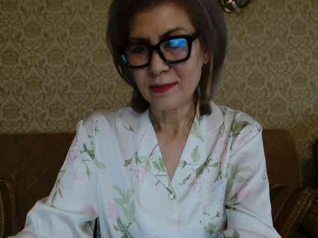 ElegantLady00 webcam