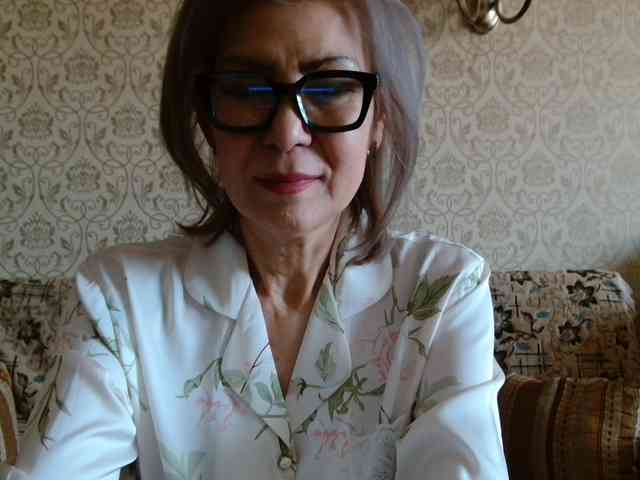 ElegantLady00 webcam