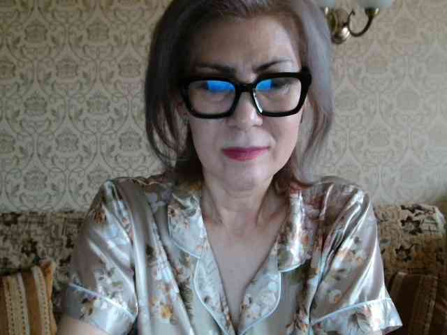 ElegantLady00 webcam