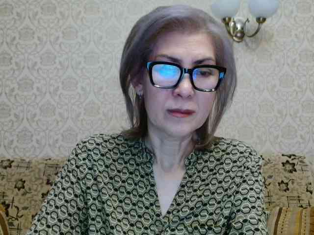 ElegantLady00 webcam