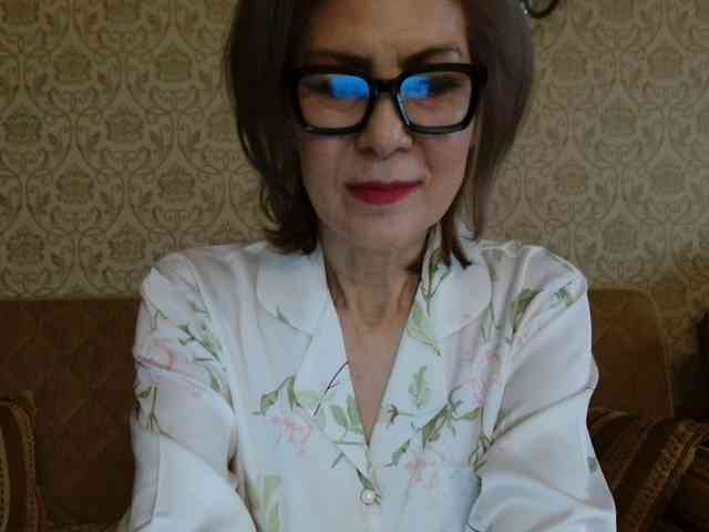 ElegantLady00 webcam