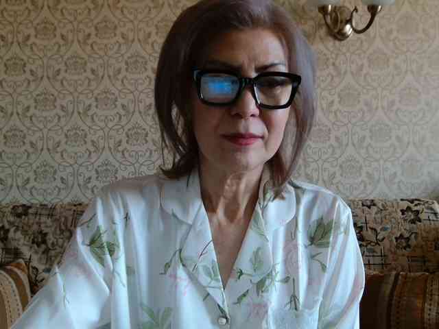ElegantLady00 webcam