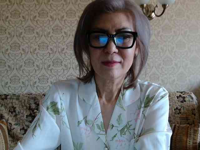 ElegantLady00 webcam