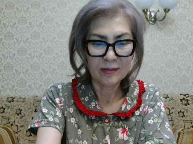ElegantLady00 webcam