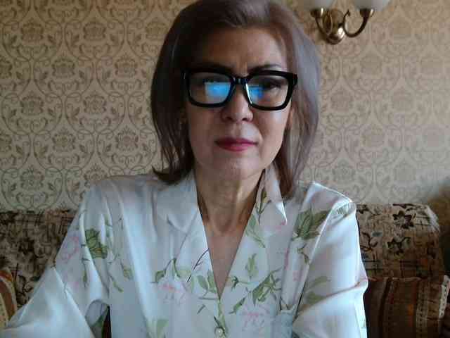 ElegantLady00 webcam