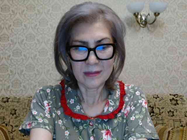 ElegantLady00 webcam