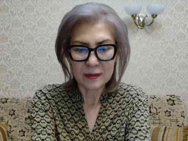 ElegantLady00 webcam