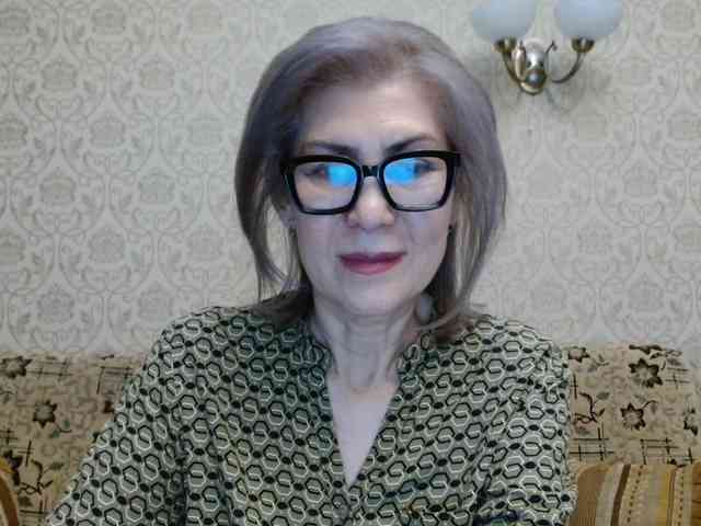 ElegantLady00 webcam