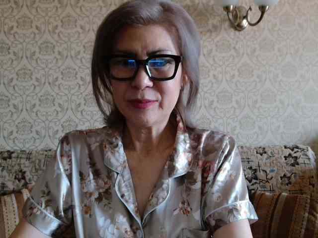 ElegantLady00 webcam