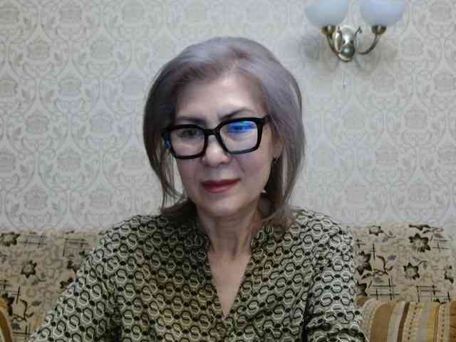 ElegantLady00 webcam