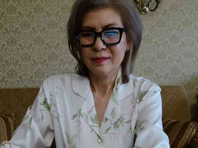 ElegantLady00 webcam