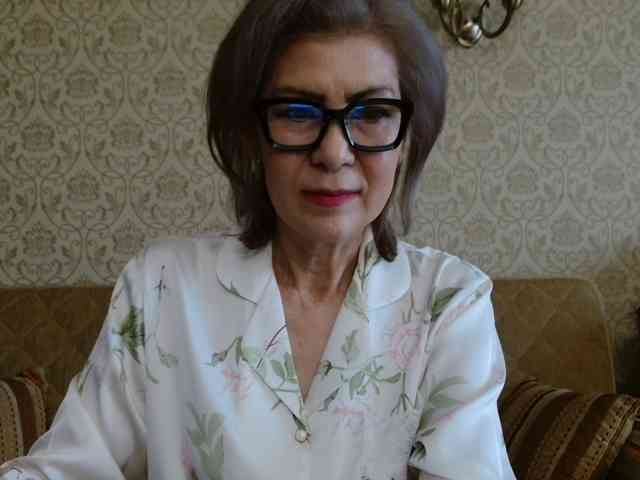 ElegantLady00 webcam