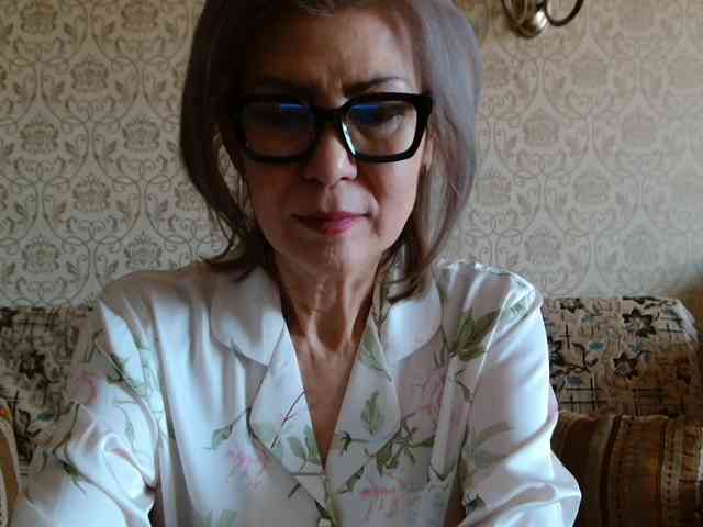 ElegantLady00 webcam