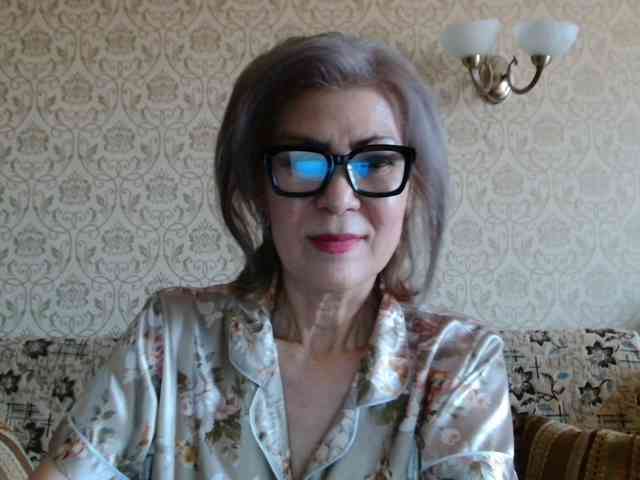 ElegantLady00 webcam