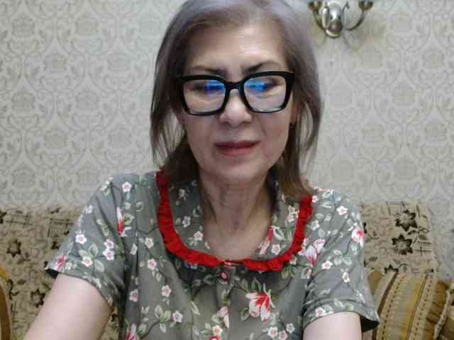 ElegantLady00 webcam