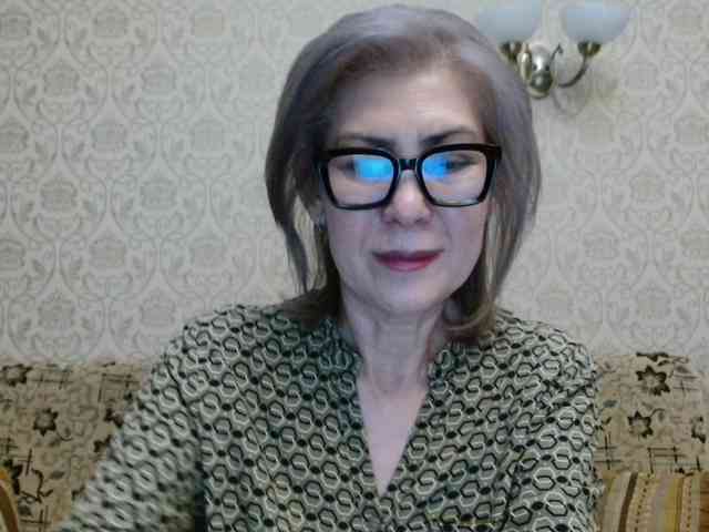 ElegantLady00 webcam