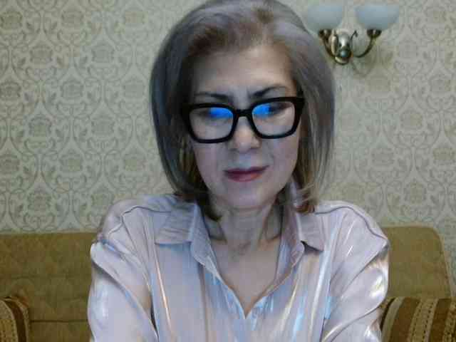 ElegantLady00 webcam