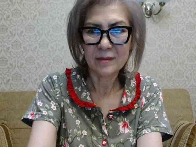 ElegantLady00 webcam