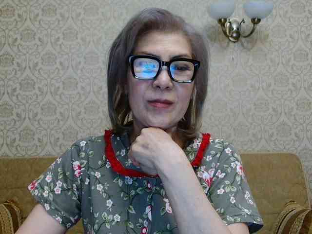 ElegantLady00 webcam