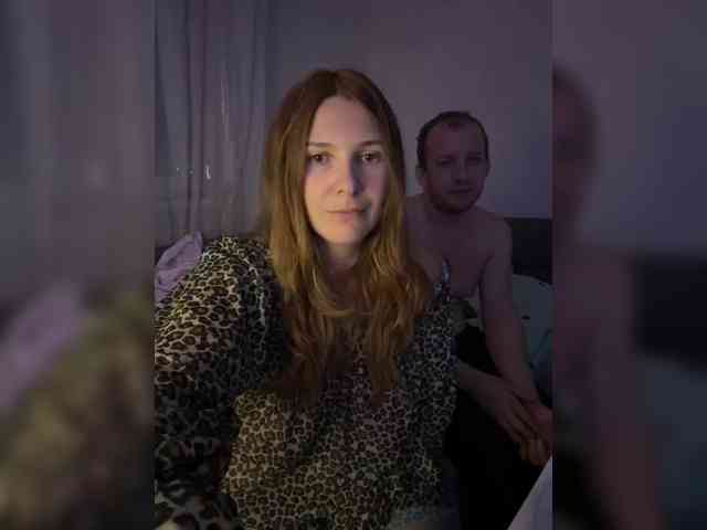 MaryandRobi webcam