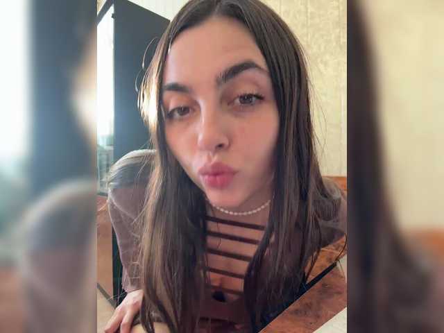 Vai a chattare su LustySass LustySass