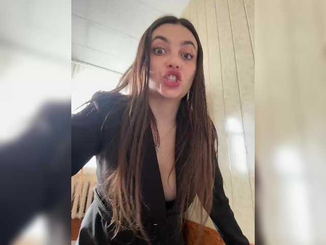 Vai a chattare su LustySass LustySass