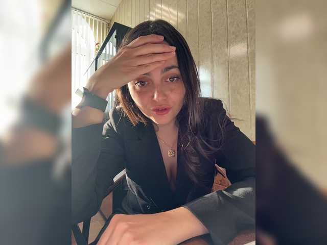 Vai a chattare su LustySass LustySass