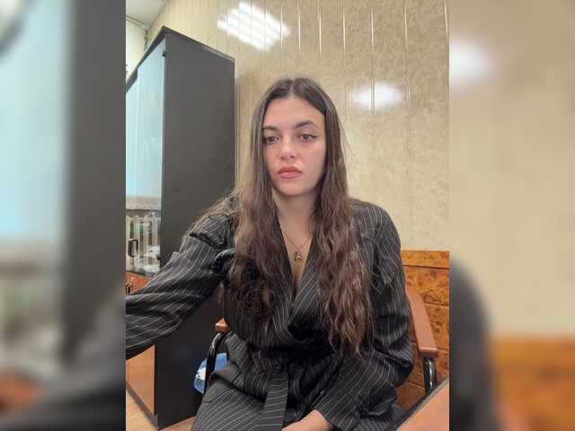 Entra en el chat con el modelo LustySass LustySass