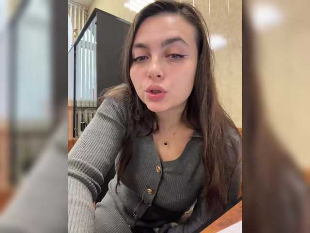 Entrez le videochat erotique avec le
modèle LustySass LustySass