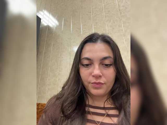 Entrez le videochat erotique avec le
modèle LustySass LustySass