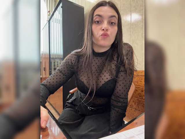 Vai a chattare su LustySass LustySass