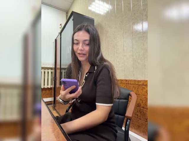 Entrez le videochat erotique avec le
modèle LustySass LustySass