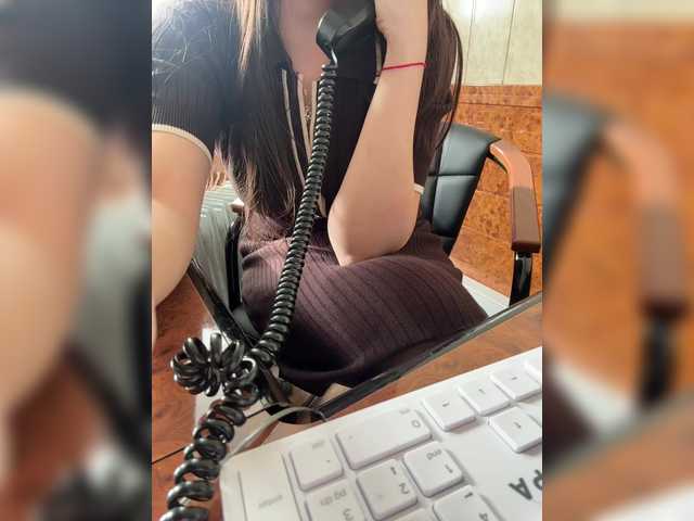 Accedi alla chat con il nickname LustySass LustySass