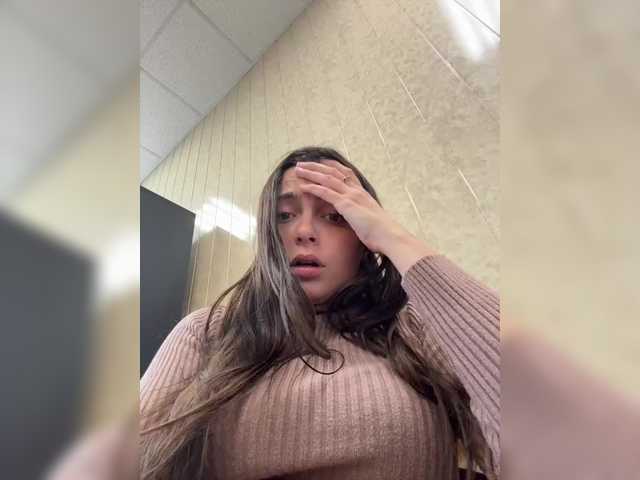 Accedi alla chat con il nickname LustySass LustySass