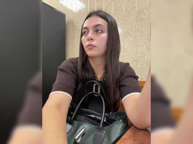 Vai a chattare su LustySass LustySass