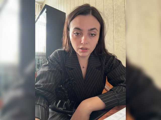 go to chat with LustySass