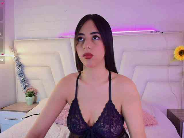 Lexi-Howard- webcam