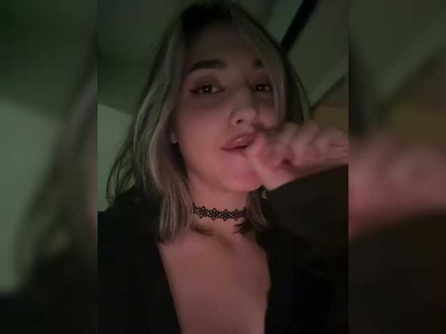 go to chat with Honey_buns