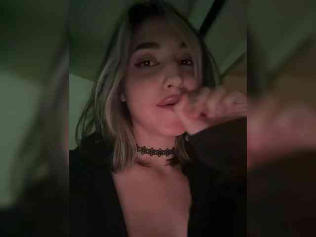 Honey_buns webcam