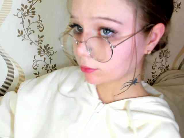 MelMooon webcam