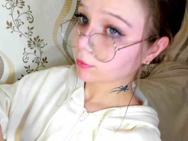 MelMooon webcam
