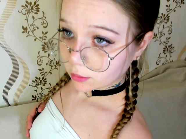 MelMooon webcam