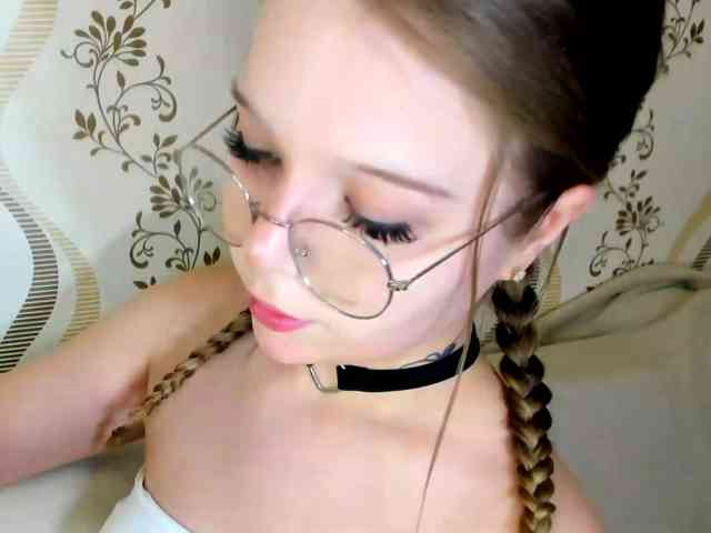 MelMooon webcam
