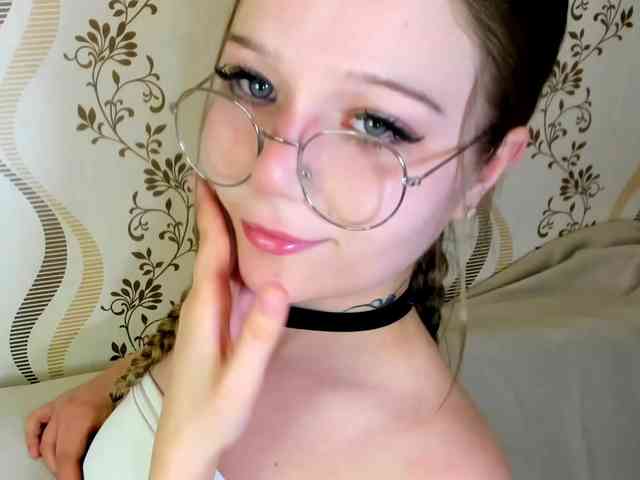 MelMooon webcam