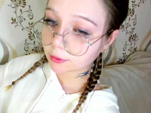 MelMooon webcam