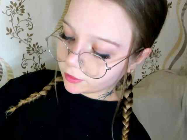 MelMooon webcam