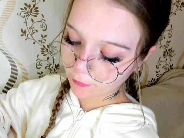 MelMooon webcam