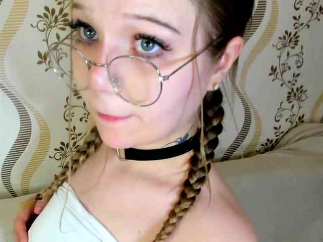 MelMooon webcam